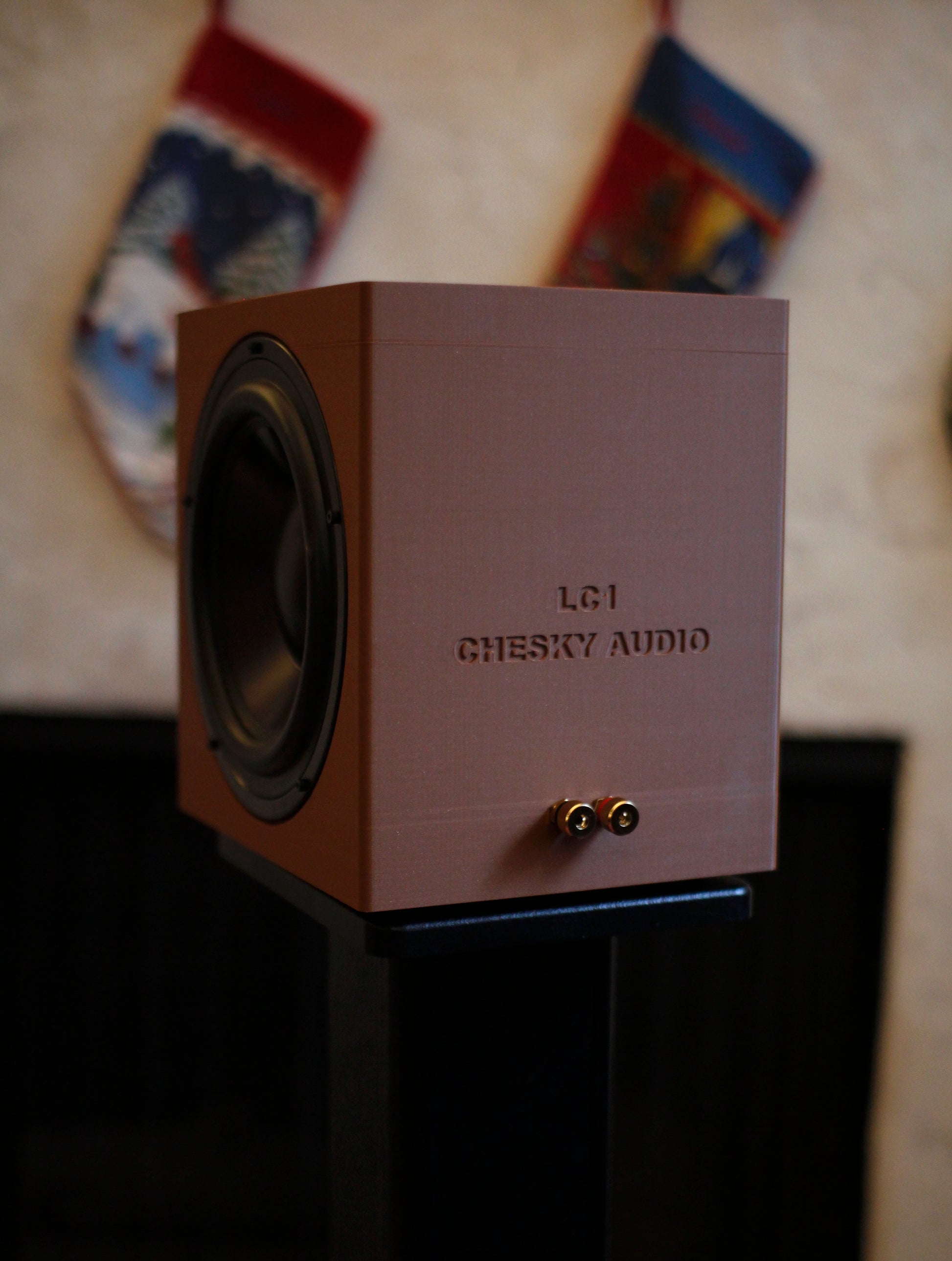 LC1 Bookshelf Speakers Color Edition - Metallic Bronze